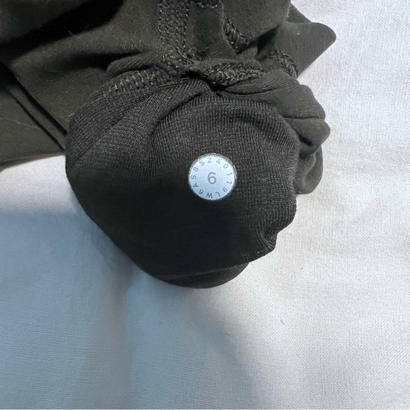 Lululemon Align Leggings 21” - Picture 5 of 5